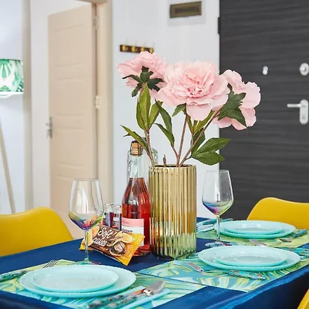 Sofia Tropical Apartment Mamaia Nord Appartement Năvodari