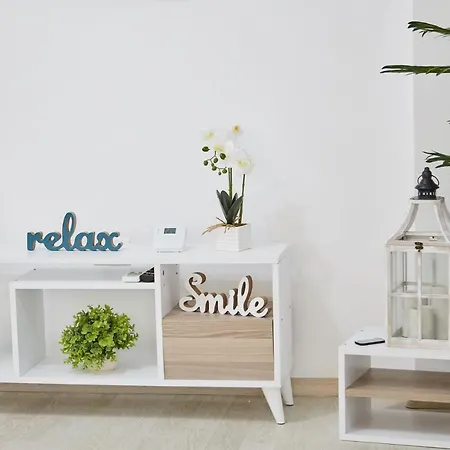 Sofia Tropical Apartment Mamaia Nord