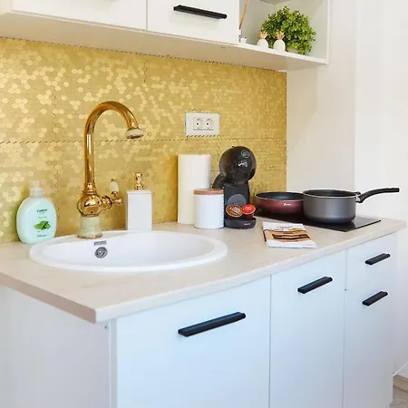 Sofia Tropical Apartment Mamaia Nord * Năvodari