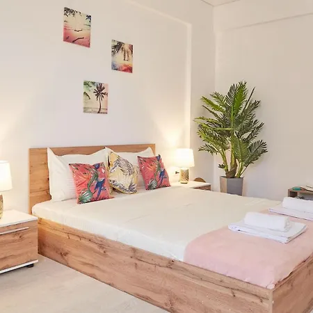 Sofia Tropical Apartment Mamaia Nord